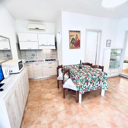 Villa Rosa Valledoria  Εξωτερικό φωτογραφία